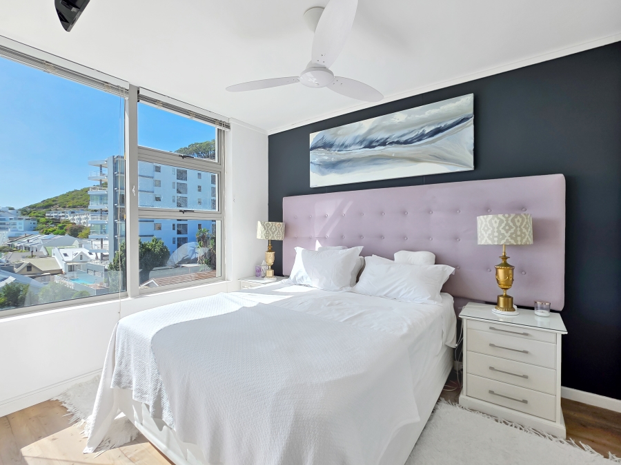 2 Bedroom Property for Sale in Sea Point Western Cape